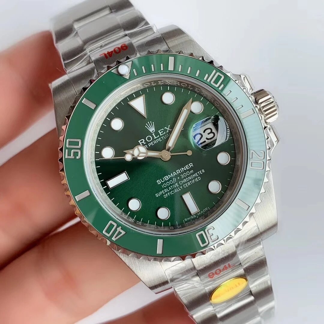 N factory V10 green Submariner, the highest version of Rolex green Submariner 116610LV-97200 top-grade replica watch on the market.