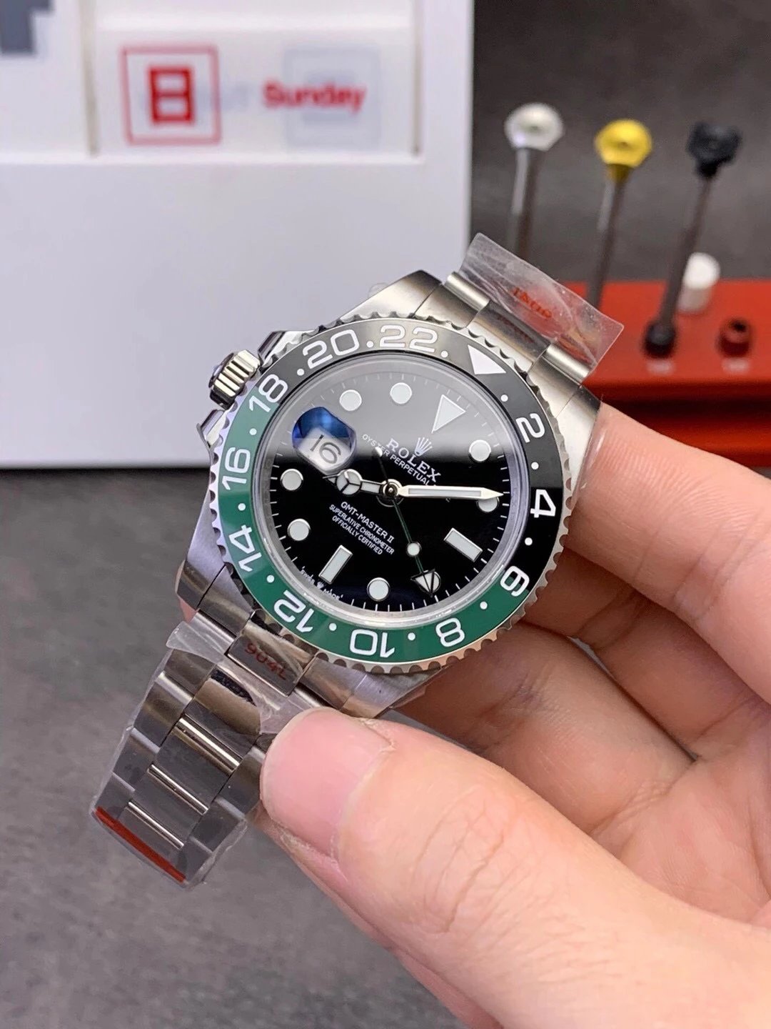 C factory Rolex GMT-Master M126720VTNR-0001 Sprite bezel left-handed watch, top-grade replica.
