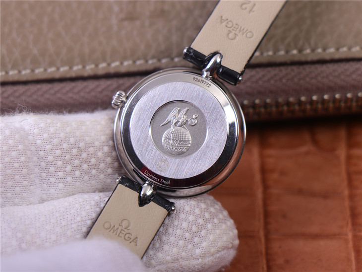 Ladies: GS Elegant Work Omega Dewdrop Series 424.13.27.60.55.001 Watch (Dewdrop) Ladies Watch